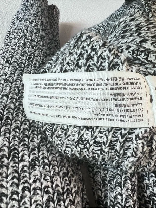 Abercrombie and Fitch Women's Long Sleeve Turtleneck Black Marled Sweater Jumper - Image 4