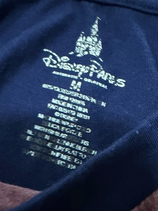 Disney Parks Navy Pink 'Lands That I Love' Short Sleeve Graphic Tee medium - Image 3