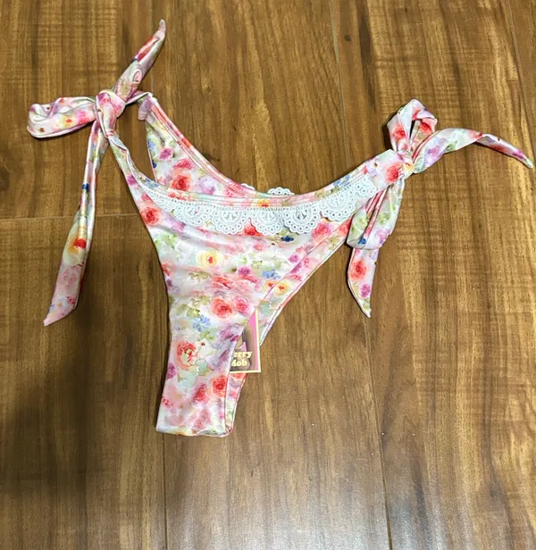 Strawberry milk mob floral lace bikini bottoms - Image 3