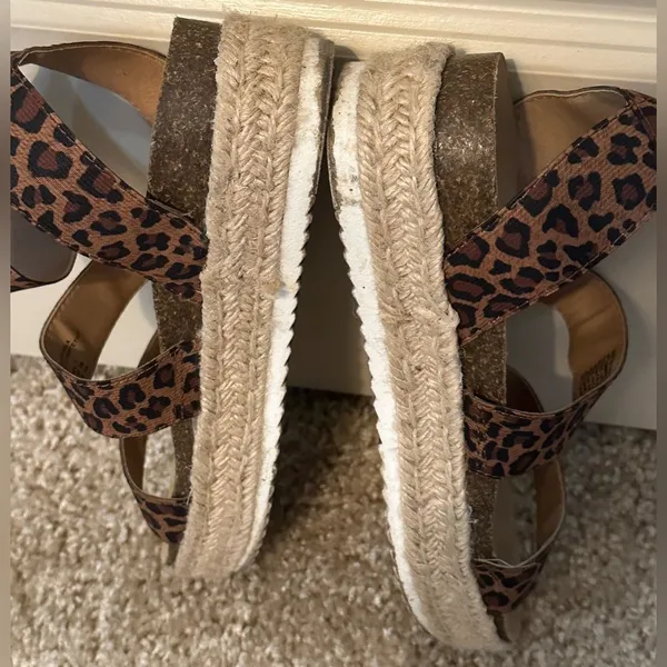Time & Tru Walmart Leopard Platform Espadrilles Sandals Women's Size 7 - Image 5