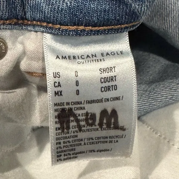 American Eagle Mom Jeans Women’s 0 Short - Image 3