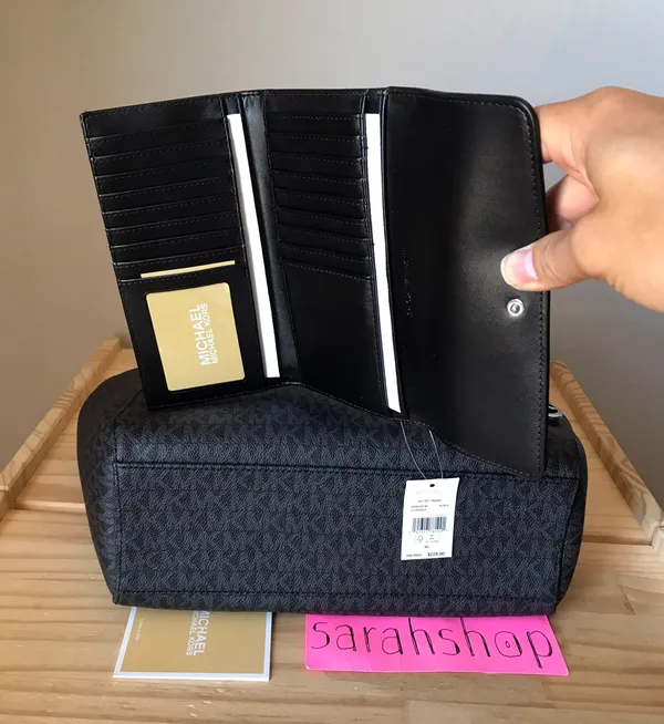 Michael Kors Set - Image 5