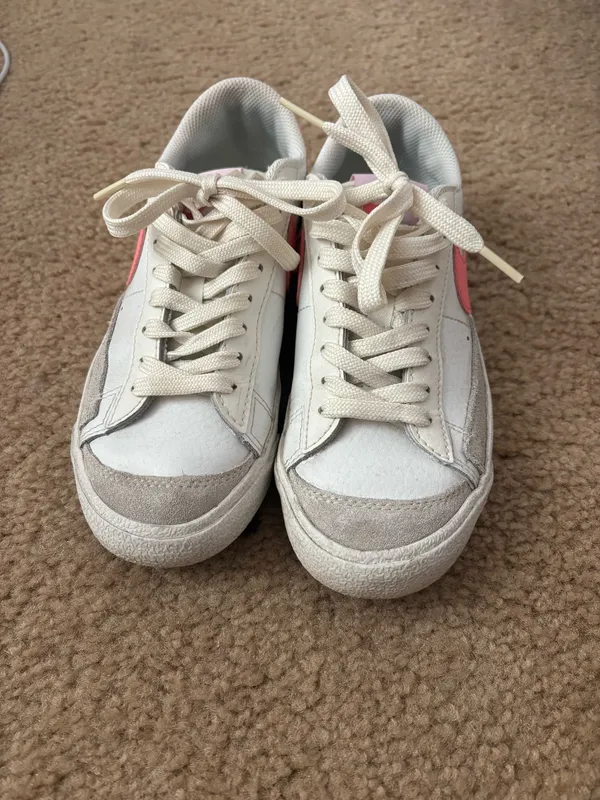 Nike Blazers - Image 7
