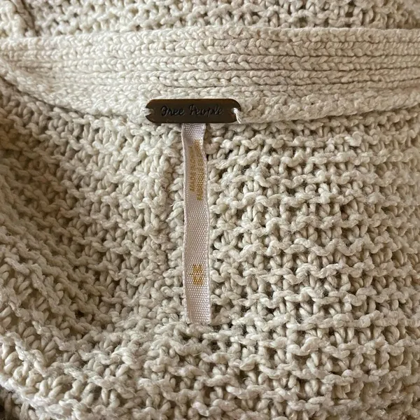 Free People V-Neck Sweater‎ - Image 8