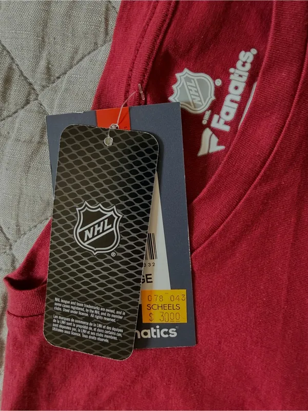 Fanatics Colorado Avalanche Tee - Image 3