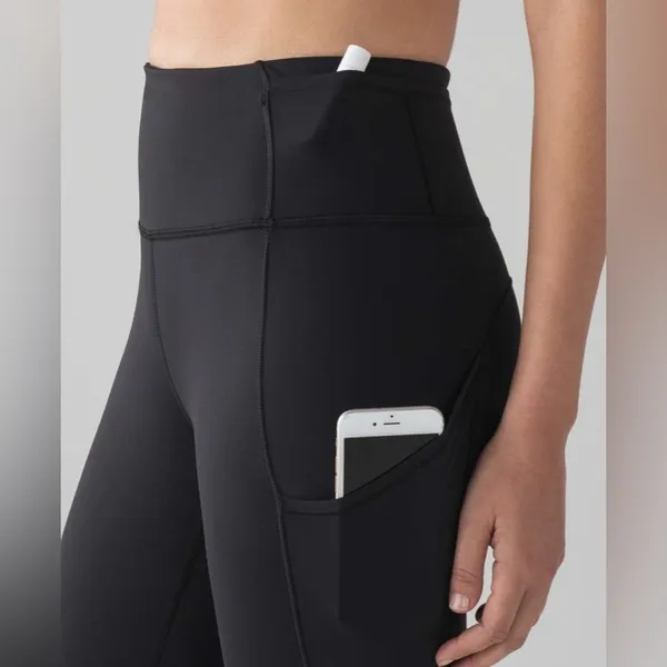 Lululemon Fast & Free 7/8 Tight II *Nulux 25" size 10 - Image 2