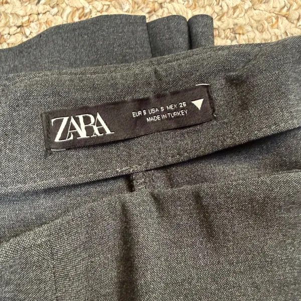 Zara Gray Pleated Mini Skort Womens Size Small Charcoal Academic Preppy Skirt - Image 3