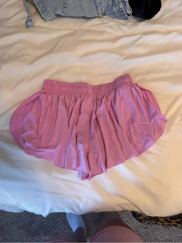 Amazon Pink Athletic Skort-Style Shorts with Drawstring - Image 3