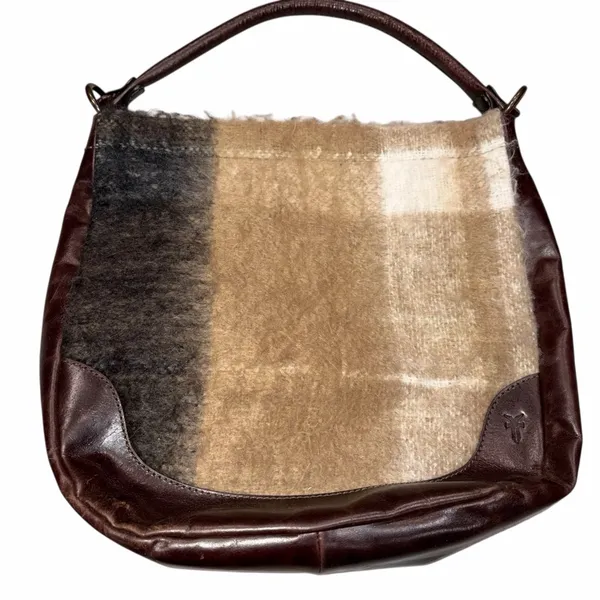 Frye Melissa Fuzzy Blanket Bucket Hobo Bag Purse Shoulder Bag Crossbody - Image 4