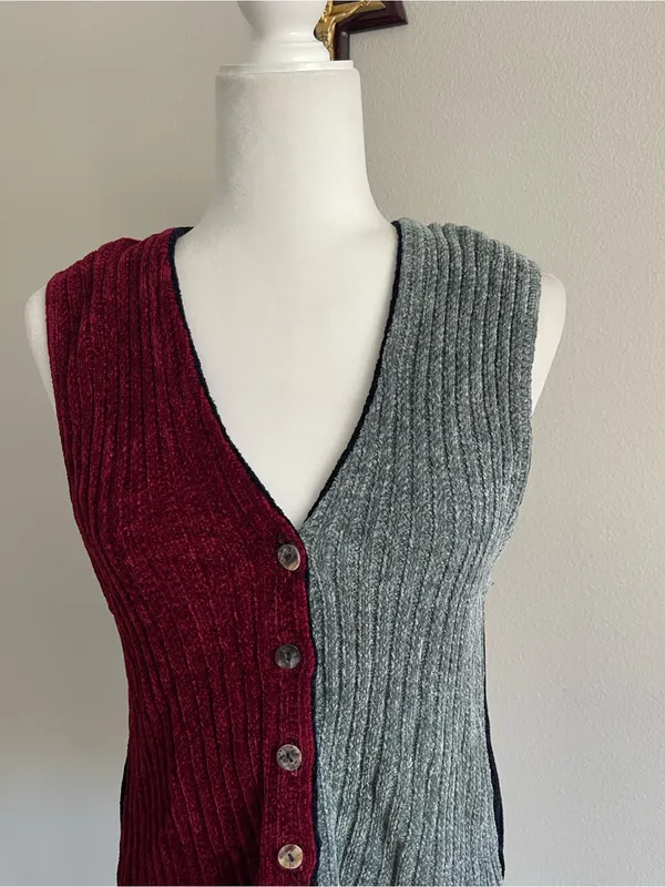 Two-Tone Ribbed V-Neck Button Front Sweater Vest - Burgundy & Gray - Image 2