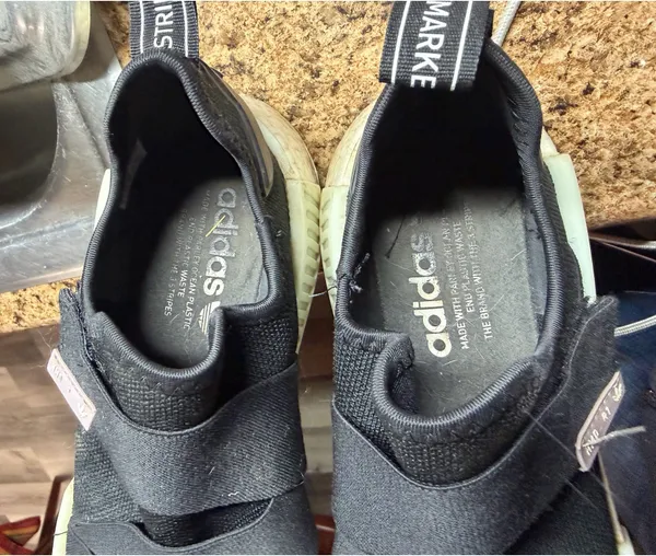 Adidas NMD R1 - Image 4
