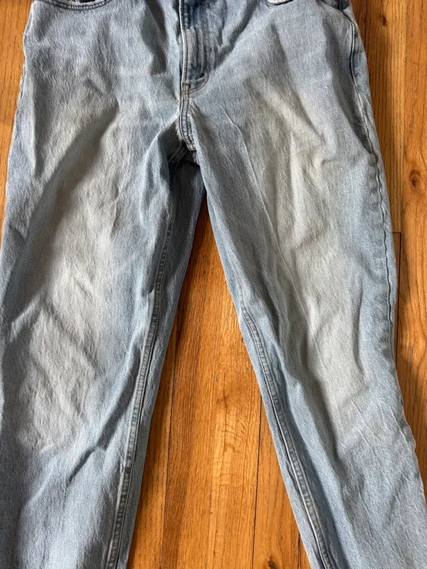 Abercrombie & Fitch Light Blue Relaxed distressed Straight mom Jeans 10 - Image 6