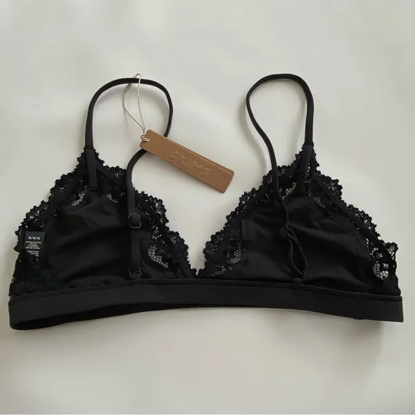 SKIMS Fits everybody Lace Triangle Bralette- NWT Onyx Size‎ L - Image 7