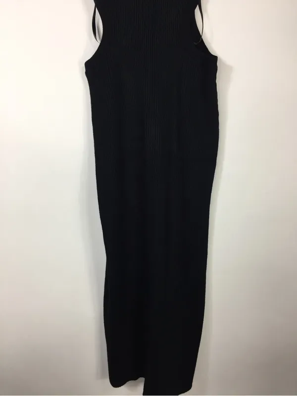 Abercrombie & Fitch Elevated Knit Cutout Midi Knit Dress Black Size Small - Image 12