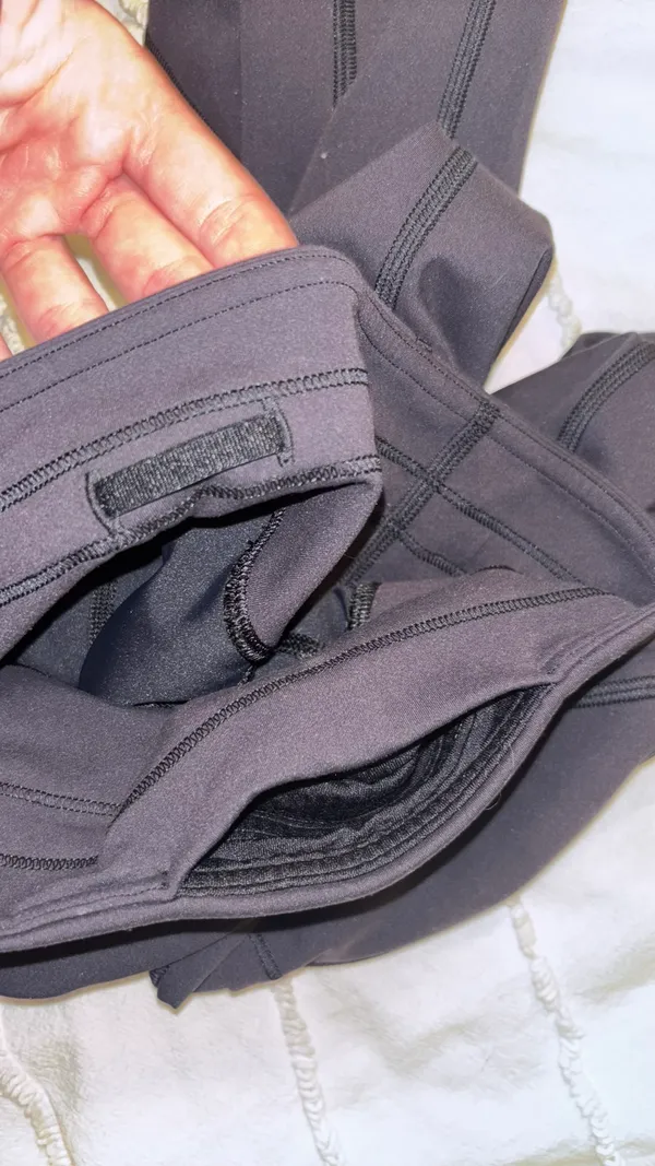 Lululemon Invigorate Leggings 25" - Image 2