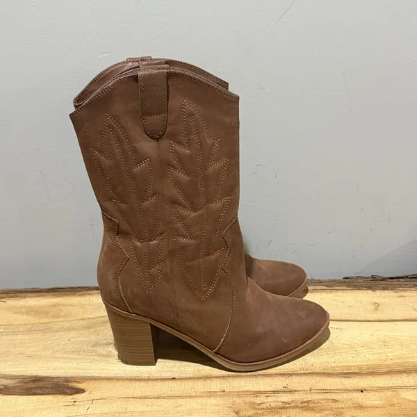 Mia Brown Cowgirl Boots Size 8.5 B30‎ - Image 6