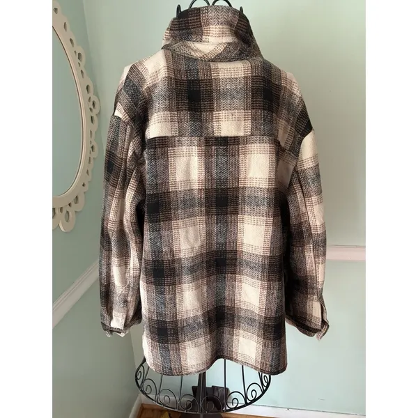 Miss‎ Selfie Plaid Shacket Jacket Button Up Front Size Large Brown - Image 2