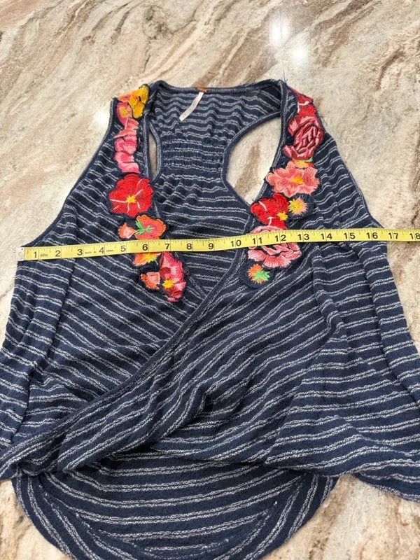 FREE PEOPLE Freida Navy Striped Embroidered Floral Surplice Top Size Medium - Image 8