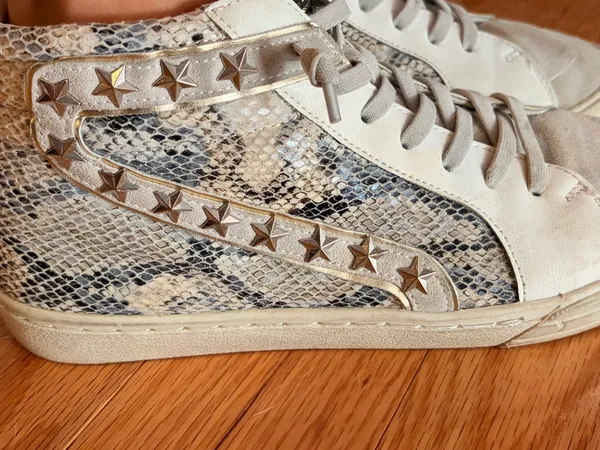 Vintage Havana High-Top Sneakers Snake Skin Size 7 - Image 3