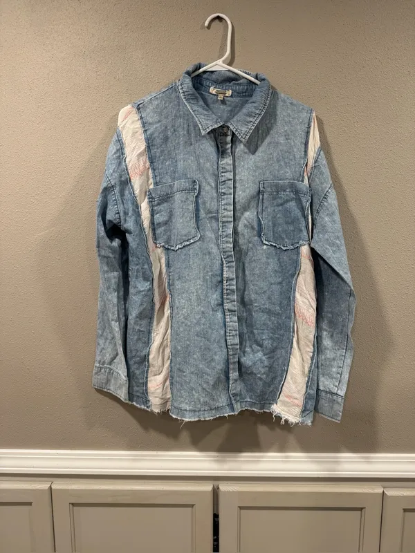 Buckle Gimmicks Pieced Chambray Shirt - Image 4