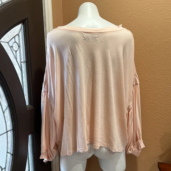 Free people blush pink bell sleeve Blouse - Image 5