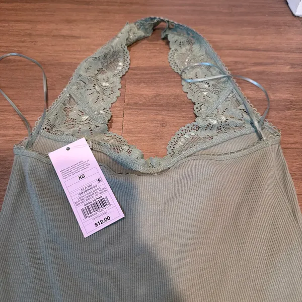 Halter Target Top Green - Image 2