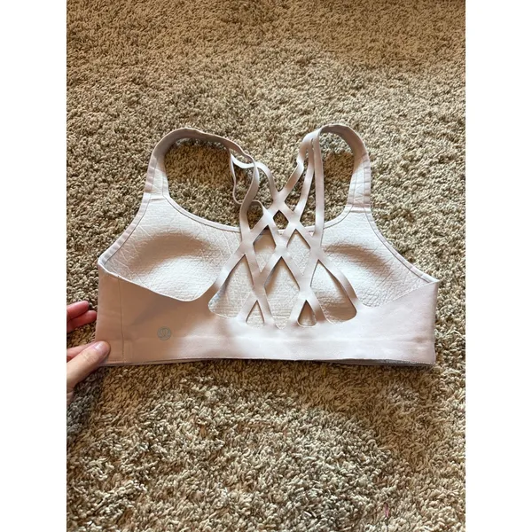 Lululemon Bring the Energy sports bra - Image 5