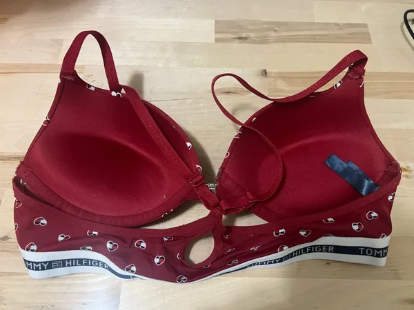 Tommy Hilfiger Red Hearts Front Open Push-Up Bra 36B - Image 3