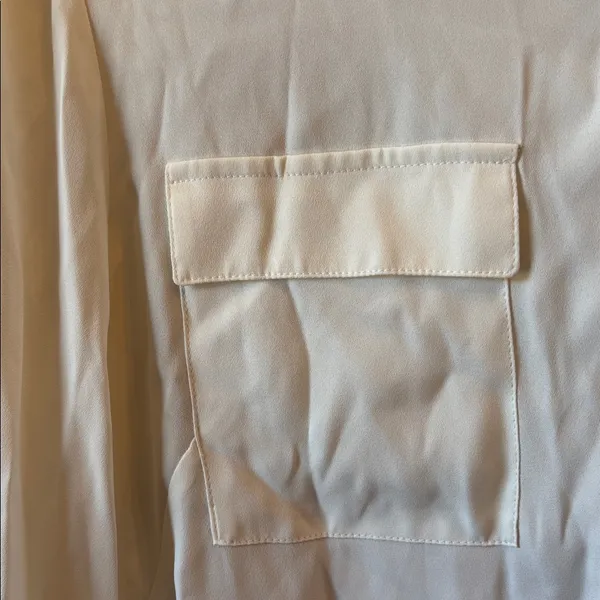 Anne Klein ladies Cream Button Down blouse 12 - Image 2