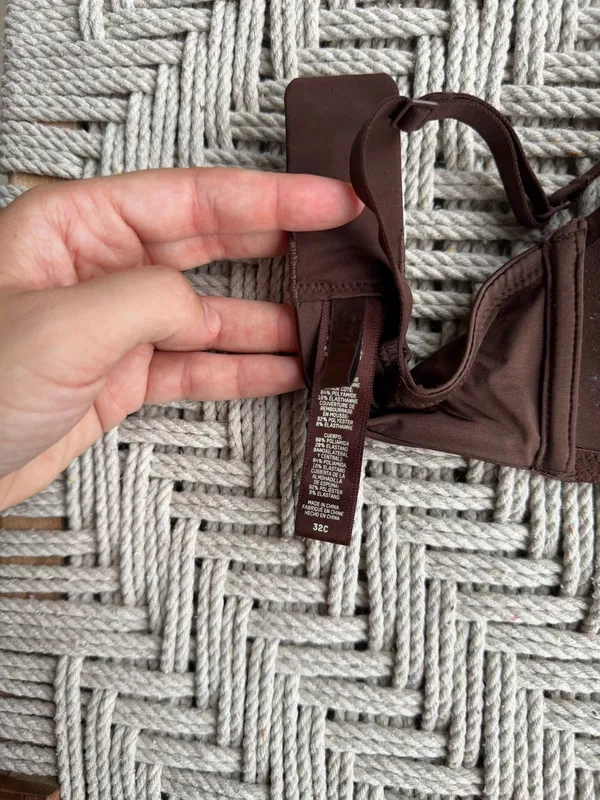SKIMS Wireless Bra - Image 2