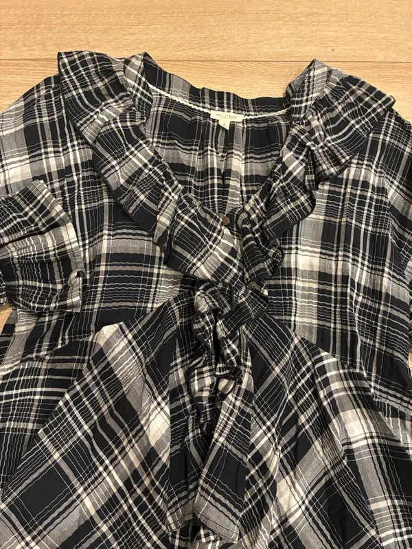Pilcro x Anthropologie Long Sleeve Ruffled Blouse Plaid Black Size M - Image 2