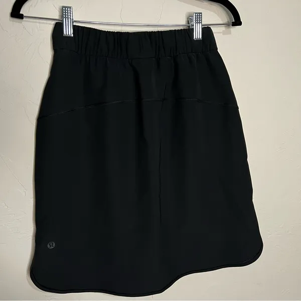 Lululemon‎ On The Fly Athleisure Black Pull On Tie Front Skirt - Image 8