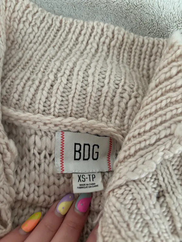 BDG Urban Outfitters Sweater - Image 2