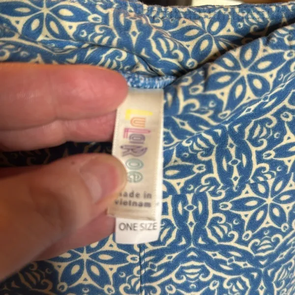 NWOT LuLaRoe Leggings Blue Cream Floral Mandala OS One Size (2-10) - Image 4
