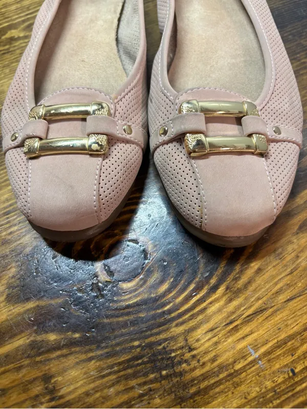 Aerosoles Tan Buckle Flats Size 7.5 - Image 4
