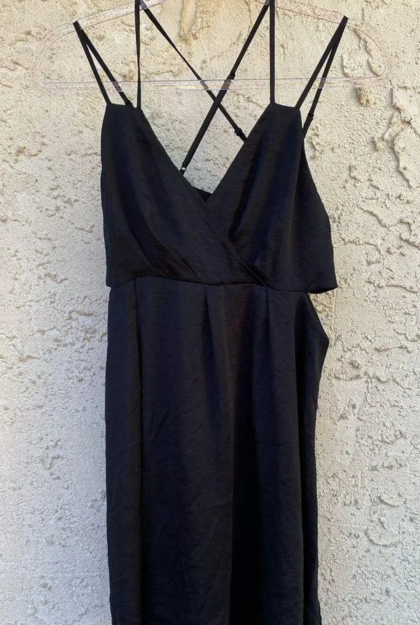 Express size medium strappy back cut out mini silky dress black - Image 5