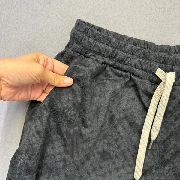 Vuori Performance Jogger Womens XS‎ Charcoal Grey Camo Activewear Pants VW303 - Image 6