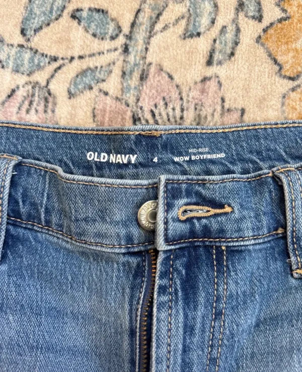 Old Navy Jeans - Image 3