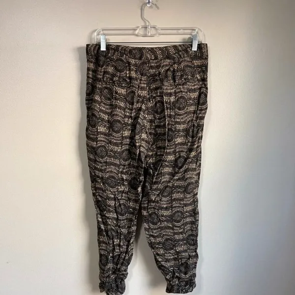 Free People size 8‎ stretchy brown and black pants - Image 5