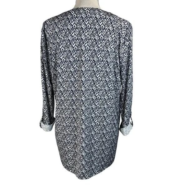 Roz & Ali Large Top Geometric Button-Up Stretch Long Roll-Tab Sleeves V-Neck - Image 7