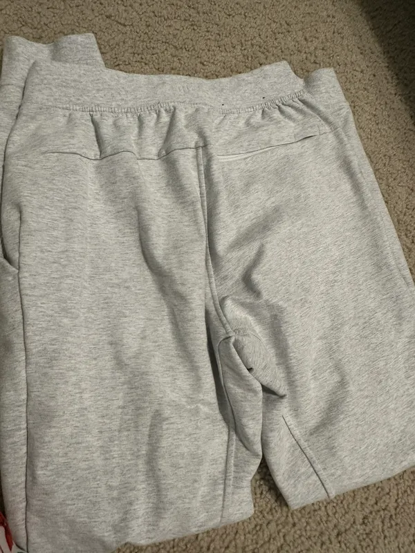 Lululemon Joggers - Image 5