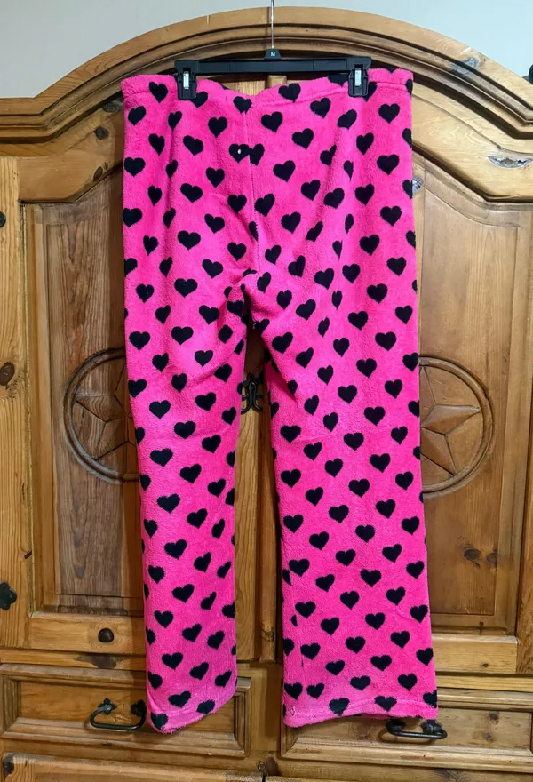 Hot Kiss Pink and black heart pijamas and lounging #hotcore - Image 2