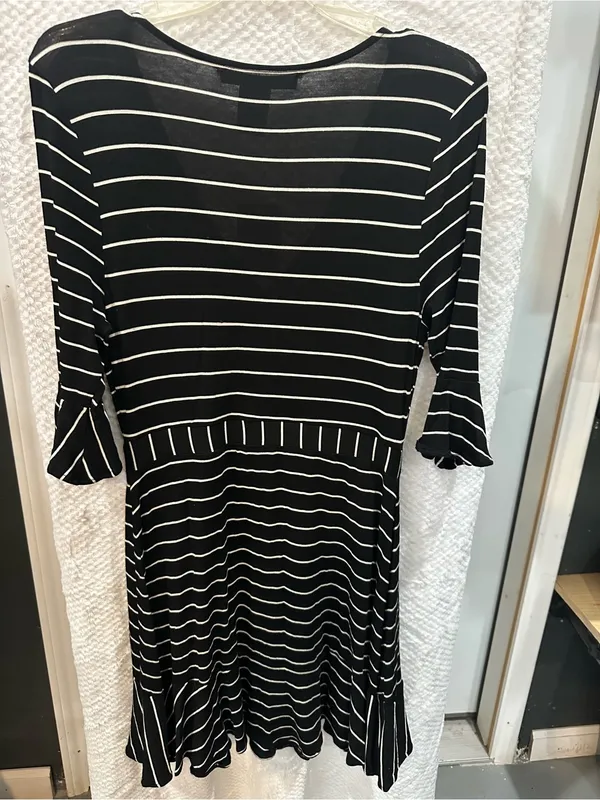 American Rag Black and White Striped Long Sleeve Wrap Dress large - Image 2