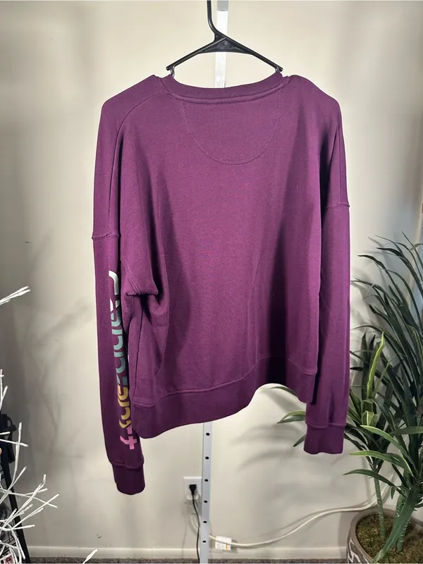 N265. Carhartt Crewneck Sweatshirt - Women's small Plum Color. Fits up to large - Image 5
