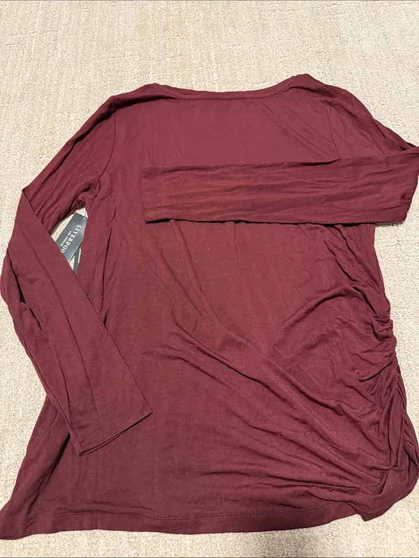 NWT Liverpool burgundy Knit Top sz L - Image 5
