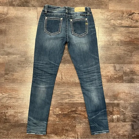 Miss Me Medium Wash Hailey Skinny Jeans 29 Waist 30 Inseam - Image 2