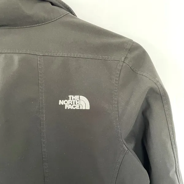 The North Face black full‎ zip jacket women's size medium warm fall jacket - Image 9