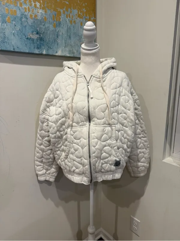 BDG Cream Quilted Hooded Zip-Up Sweatshirt - Image 2