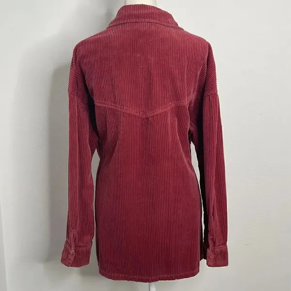 Forever 21 corduroy snap up shirt. Snaps are distressed, see picture. Size M - Image 3