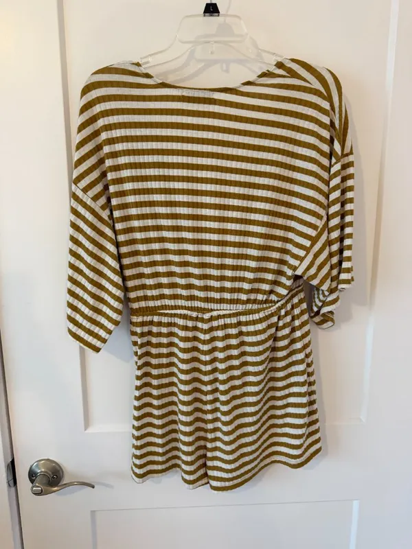 Urban Outfitters Romper - Image 3
